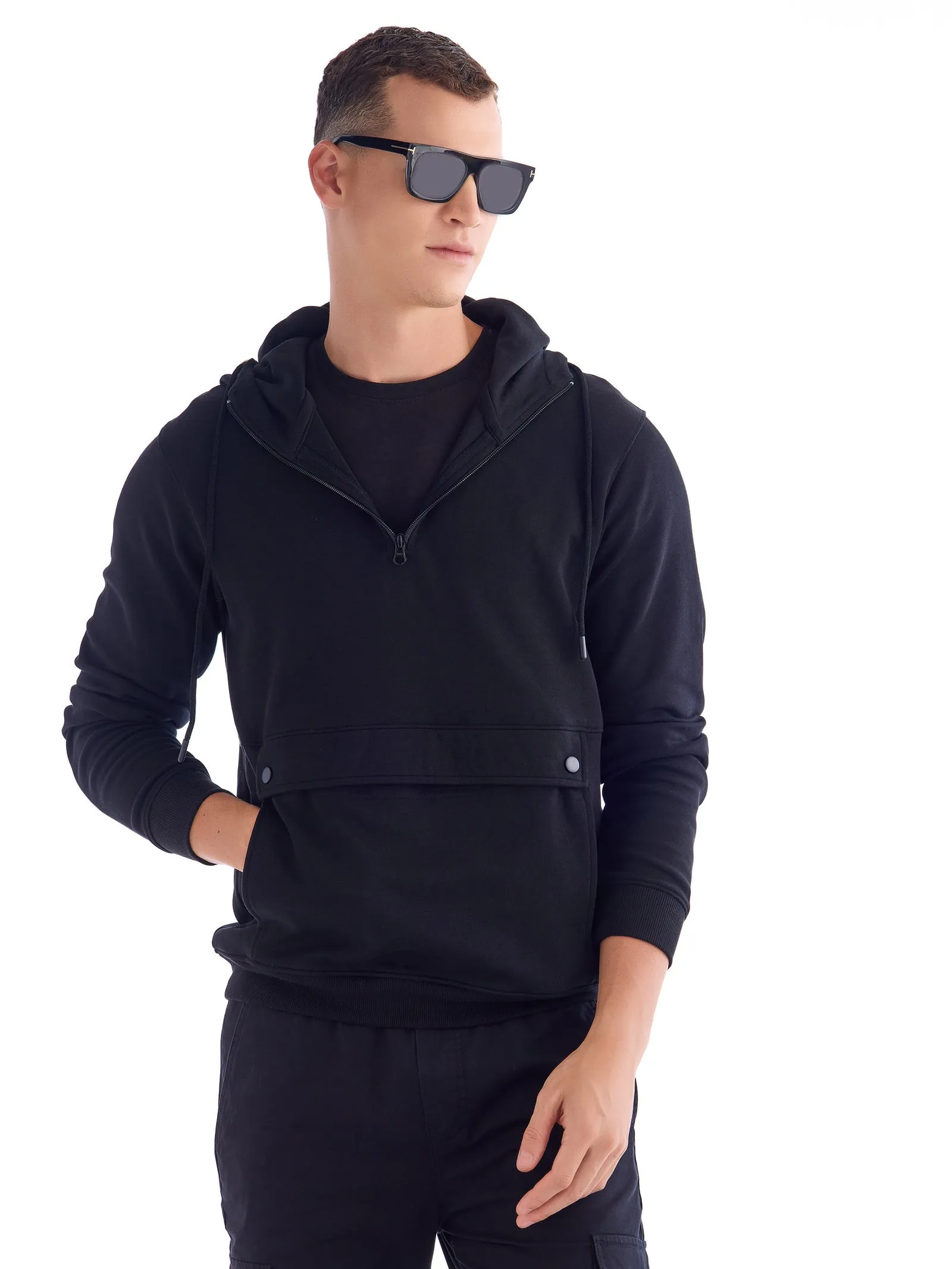 Black Solid Hooded Sweatshirt