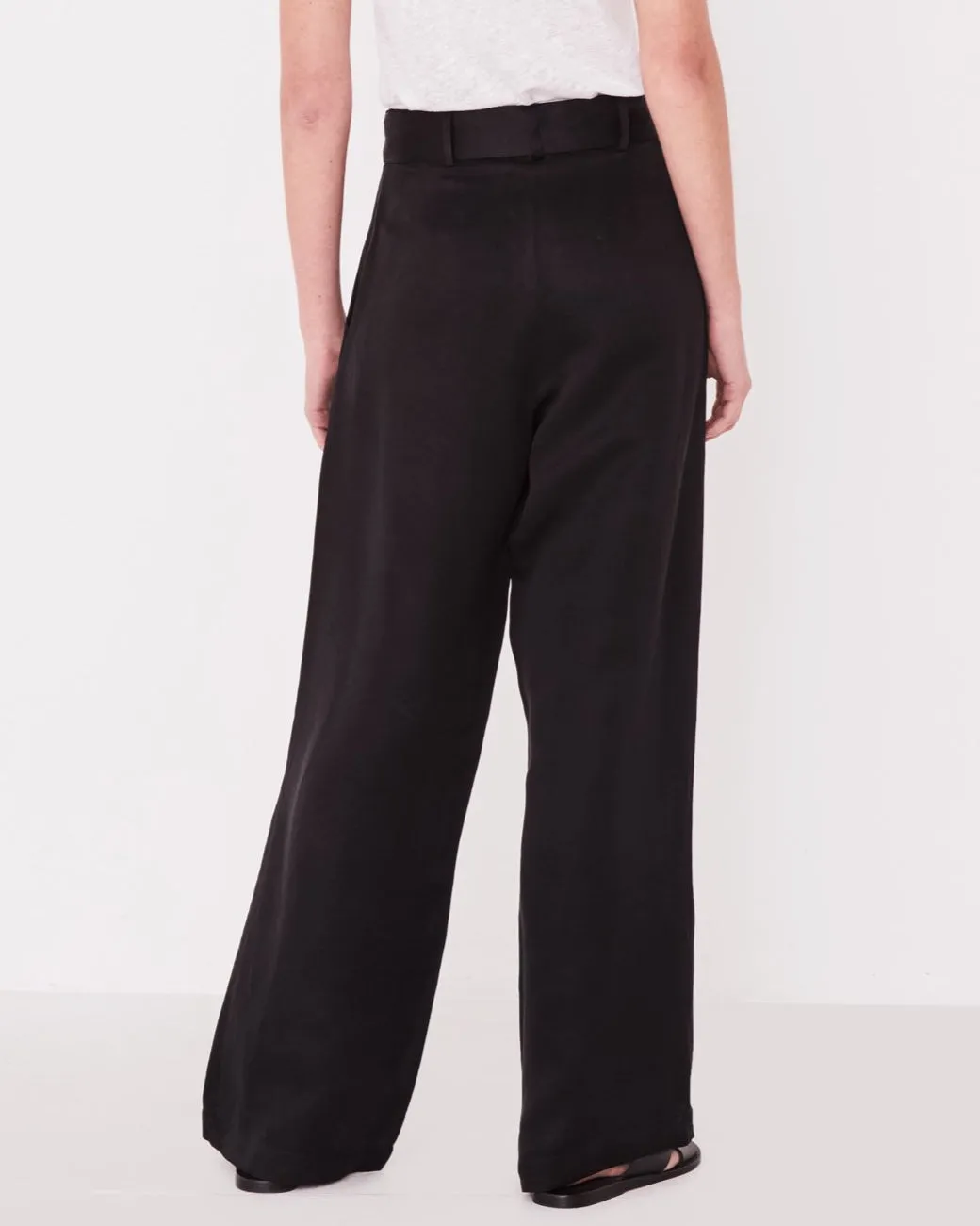 Column Cupro Belted Wide Leg Black Pant