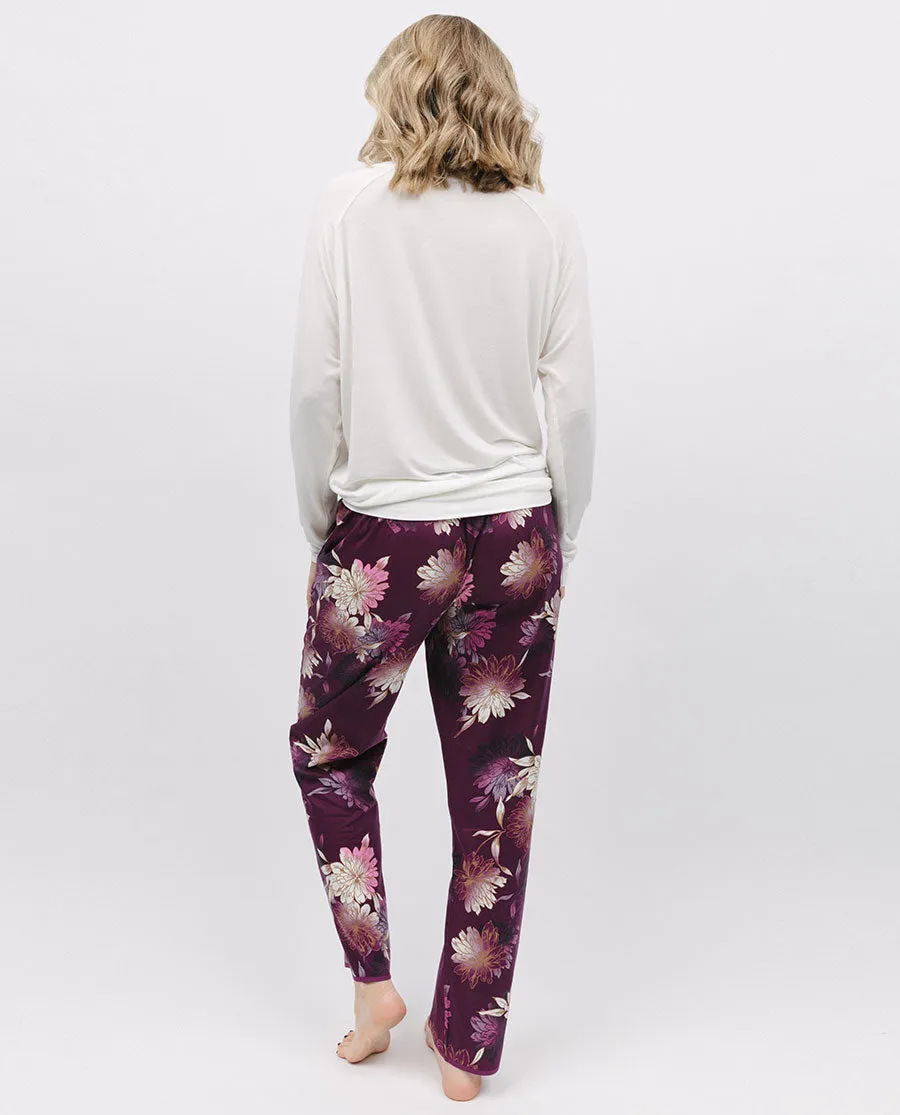 Eve White Slouch Jersey Top and Floral Print Pyjama Set