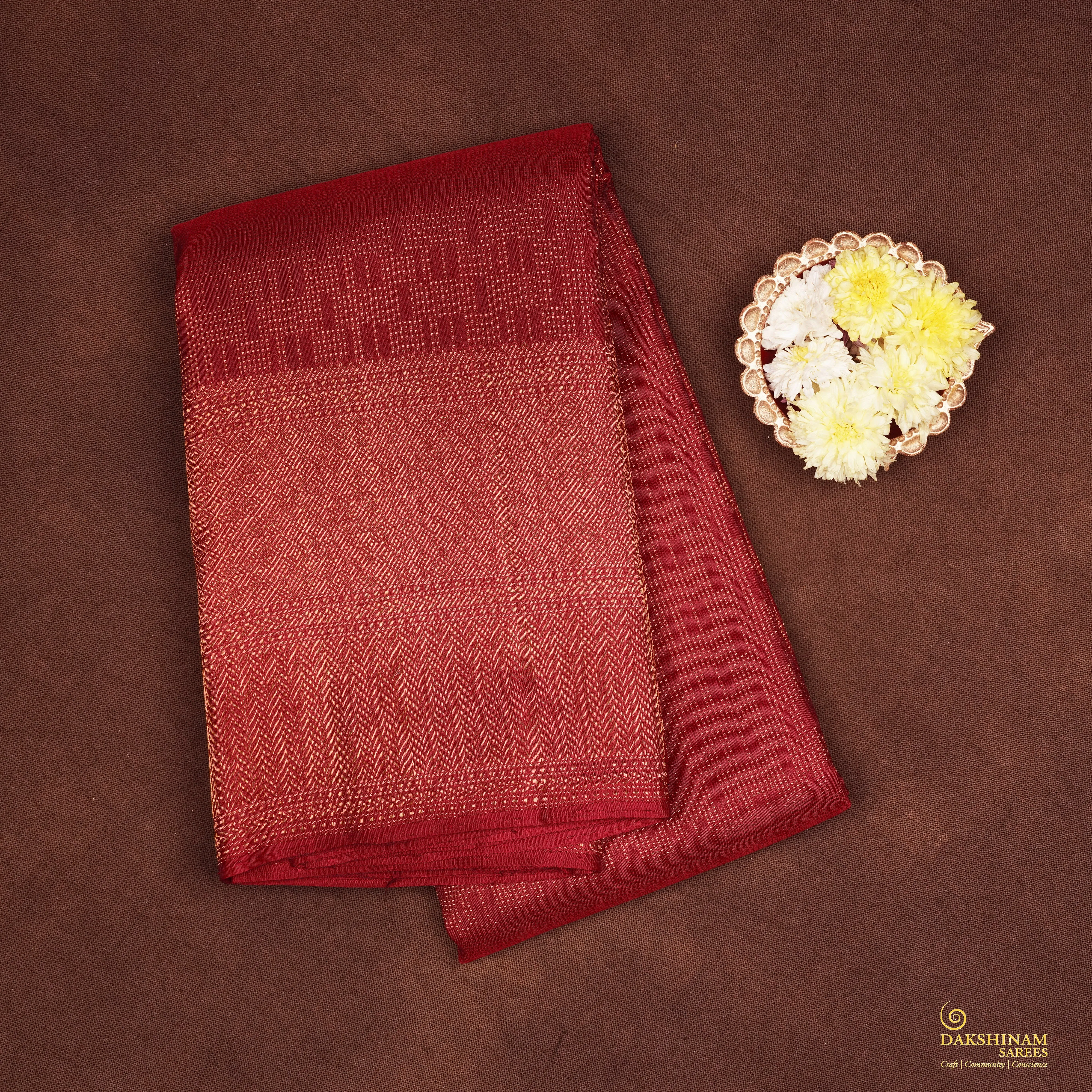 Handwoven Maroon Kanjivaram Silk Saree - 2021T005924DSC