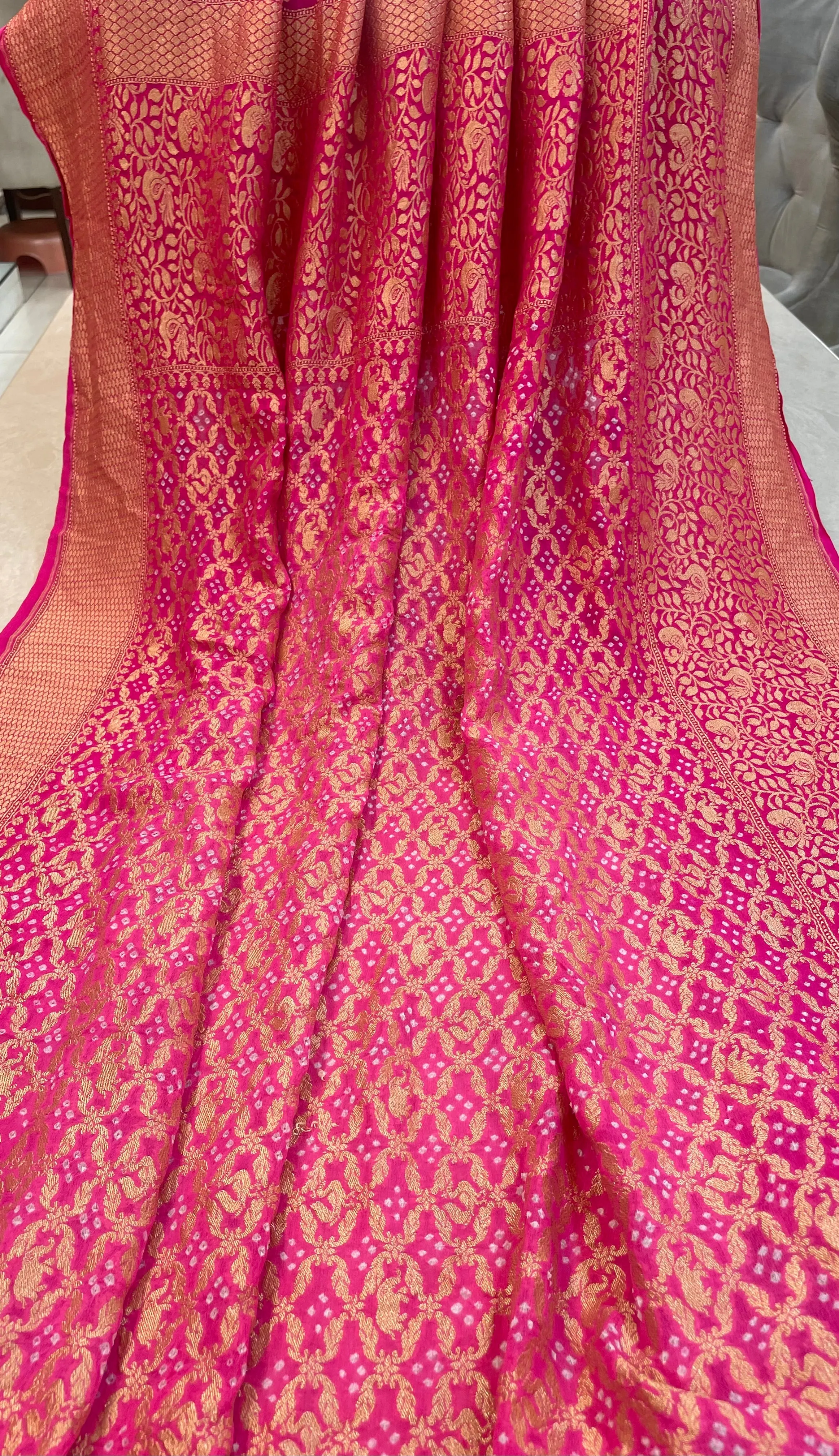 Handwoven Pure Bandhani Banarasi Pink Saree Blouse