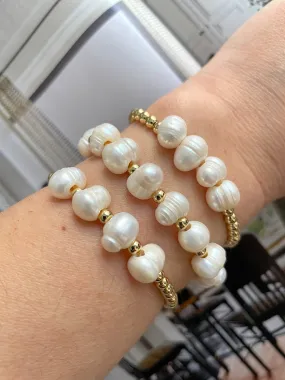 Natural pearls gold beaded adjustable bracelets