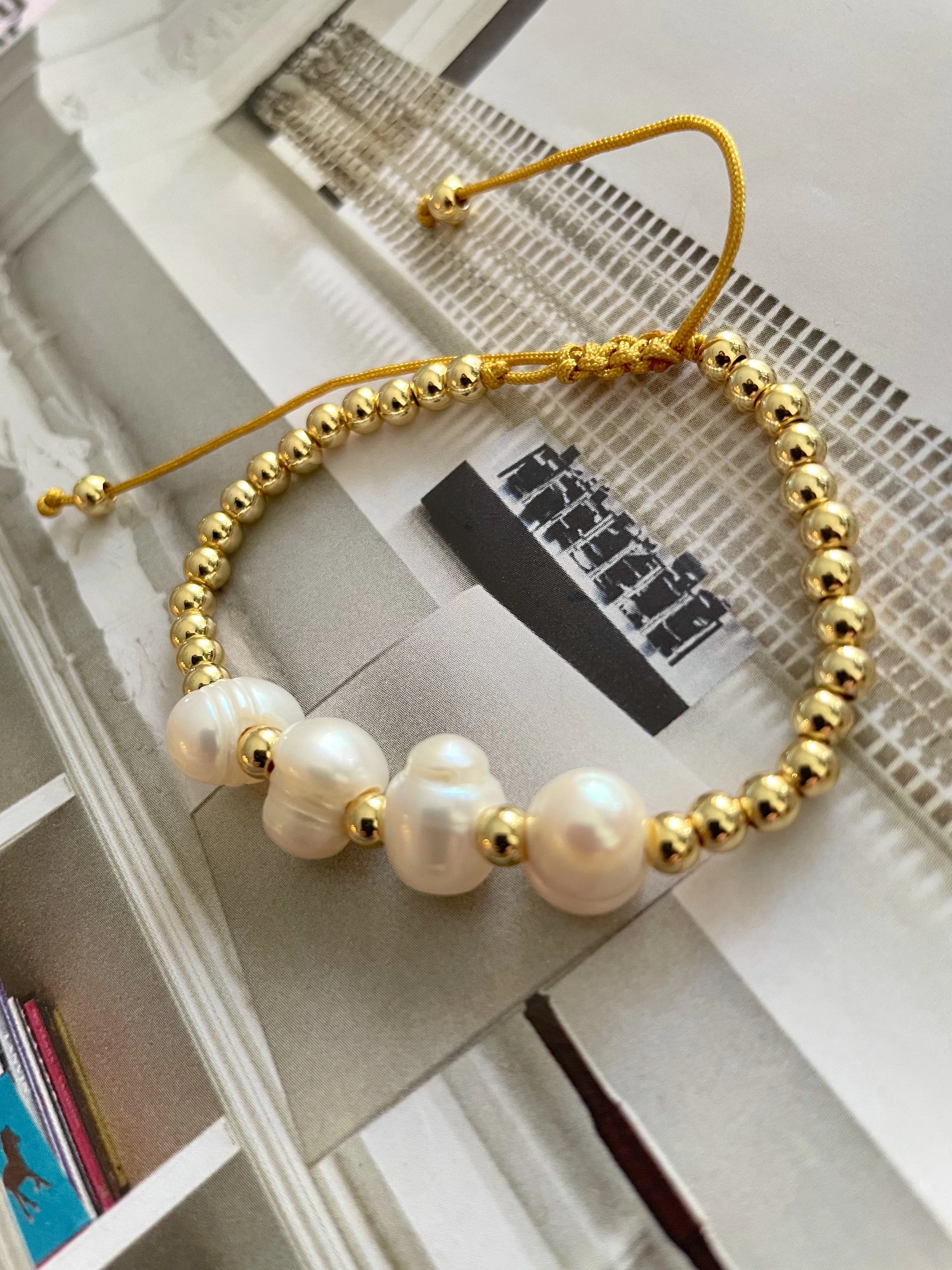 Natural pearls gold beaded adjustable bracelets