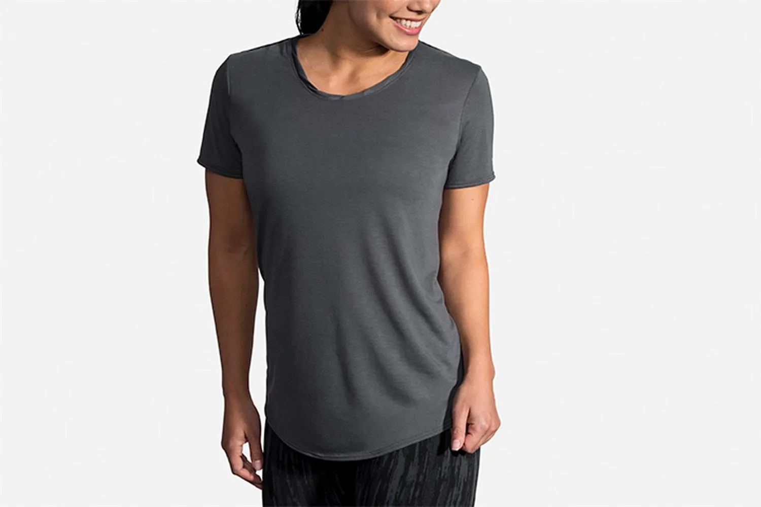 Playera Brooks Distance Mujer